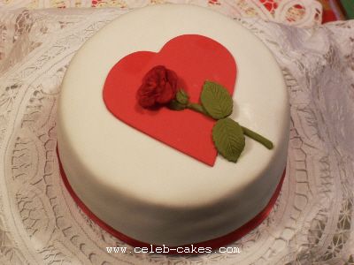 Valentine Rose gift  cake